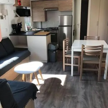 Дом отдыха Mobile 64528 Tybreizh Holidays In Les Charmettes 4 Star Without Fun Pass Ле-Мат