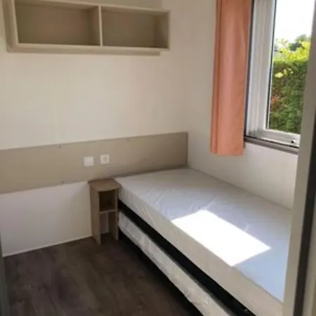 Mobile 64528 Tybreizh Holidays In Les Charmettes 4 Star Without Fun Pass Ле-Мат